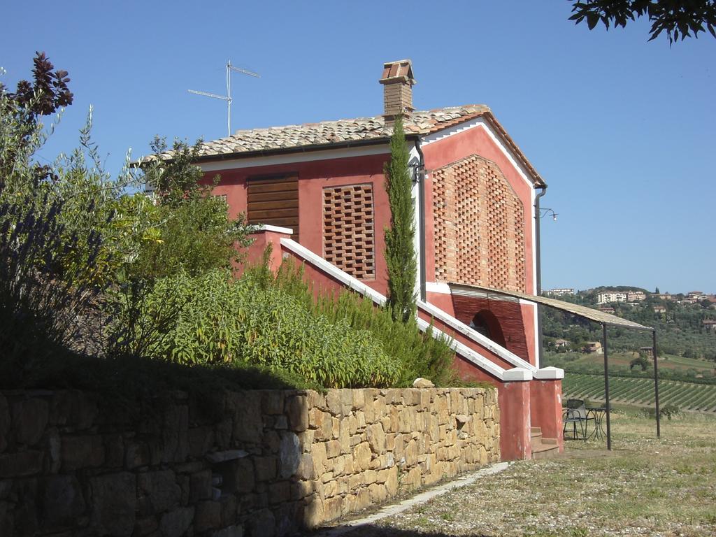 فيلا San Quirico dʼOrciaفي Agriturismo La Disperata الغرفة الصورة